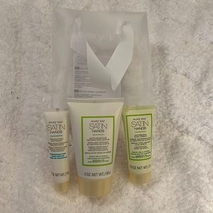 Mini Mary Kay satin hands set